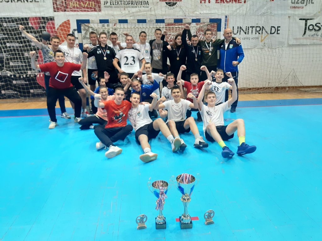 |FOTO| Dominacija ŠR Izviđač na završnici prvenstva za mlađe kadete RS HB